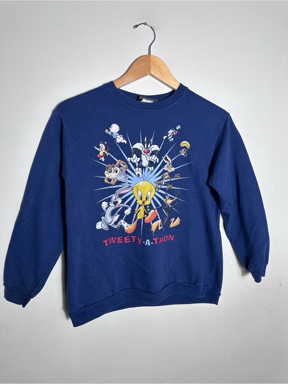 Vintage 90s Warner Bros. Navy Blue Tweety-A-Thon Graphic Crewneck
